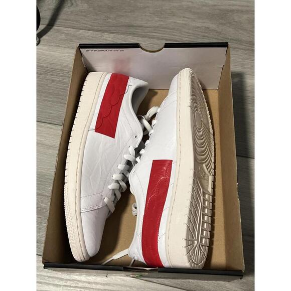 Nike Men\'s Size 12 Air Jordan 1 Shoes Centre White University Red Sail DJ2756
